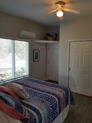 3 habitaciones, tabla de planchar con plancha y wifi gratis 