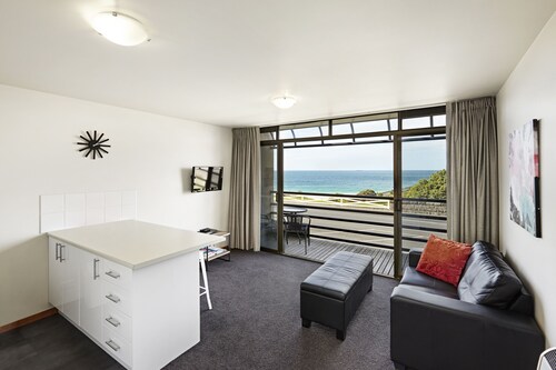 Harbor Views CBD 1 Bedroom Unit