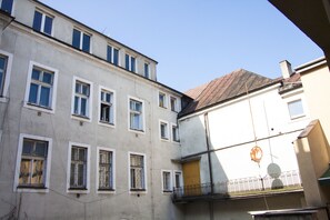 Exterior - # Old Town # 2 mins from Main Square # bitcoin-ready # historic (Stare Miasto)