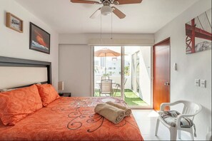 1 bedroom, iron/ironing board, internet, bed sheets