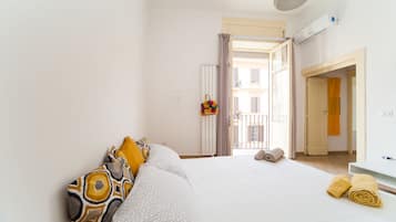 2 Schlafzimmer, Schreibtisch, schallisolierte Zimmer