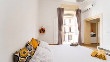2 bedrooms, desk, soundproofing, iron/ironing board
