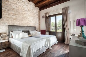 5 Schlafzimmer, Bügeleisen/Bügelbrett, kostenloses WLAN, Bettwäsche