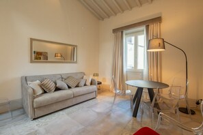 TV, Netflix, streaming services