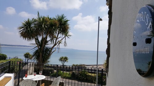 Sunrise Apartment Fantastic Sea and Harbor Views Luxury Apartment