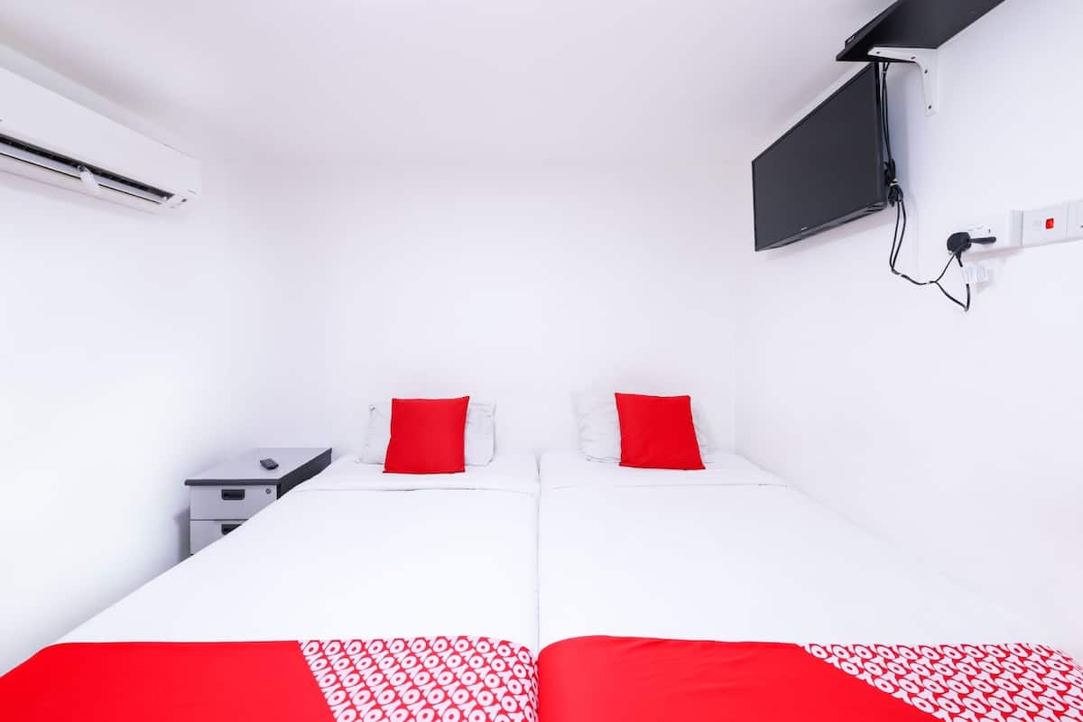 Free WiFi, bed sheets