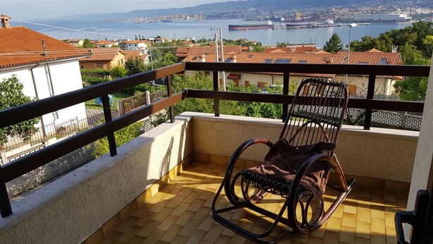 Terrace/patio - Apartment in villa with garden CIN IT032003C2BP5JM2B2 (Muggia (TS))