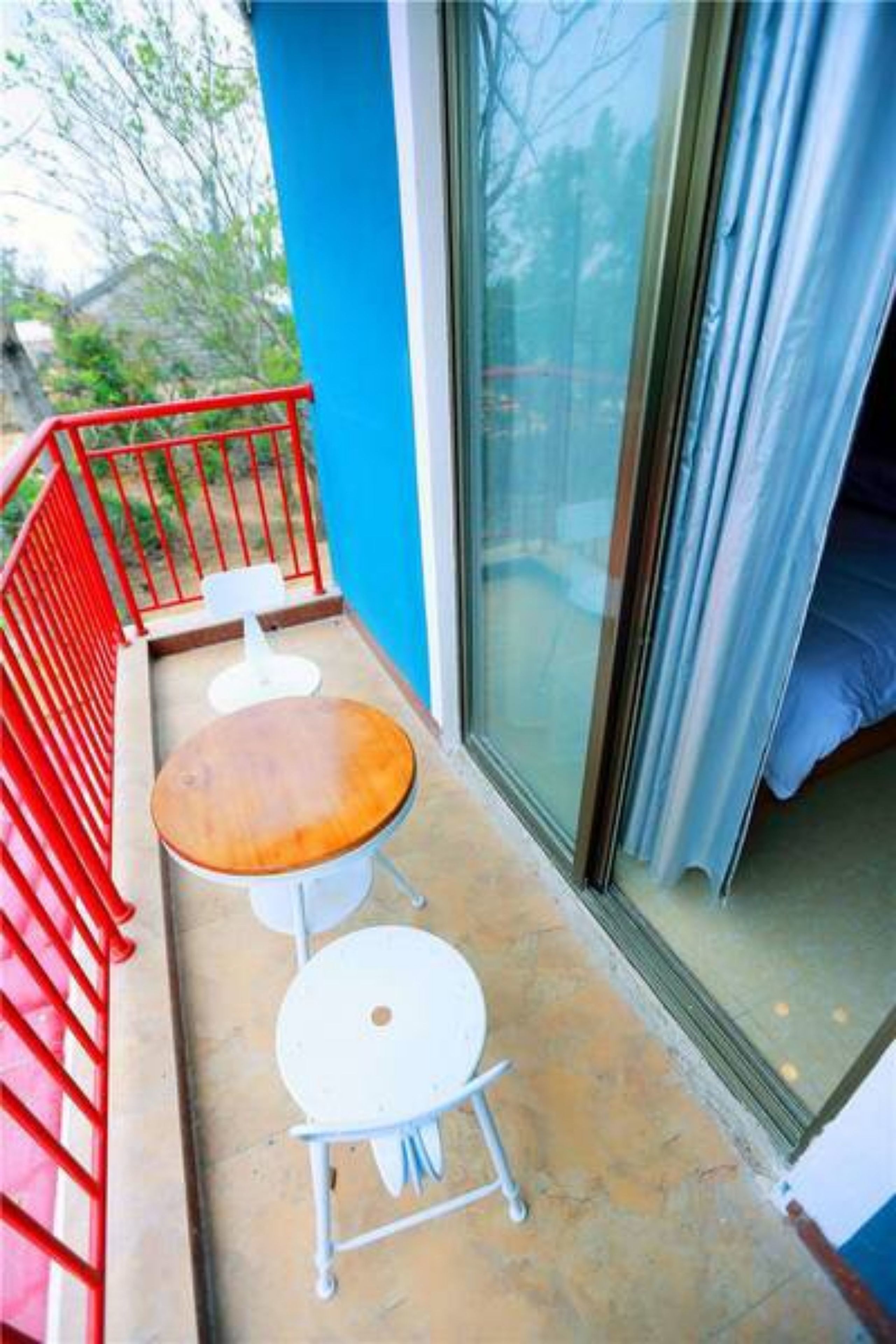 Twin Room, Balcony | Blackout drapes, free WiFi