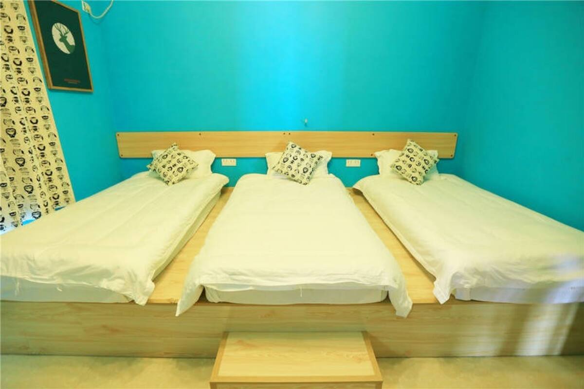 Tatami Triple Room | Blackout drapes, free WiFi