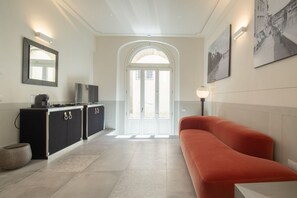 TV - Carapelli 7 Spectacular penthouse (florence)