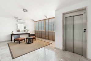 Interior - Residenza Acapulco - Objekt 1977 (Porto Ronco)