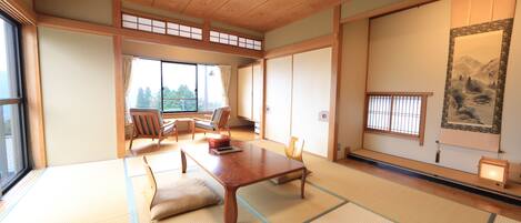 Chambre traditionnelle (Japanese Style For 5 People) | Couette en duvet, coffre-fort, rideaux dâobscurcissement