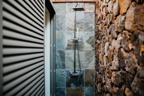 Haartrockner, Handtücher