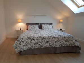 2 dormitorios, Internet, ropa de cama