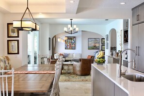 Interior - Luxury  Villa with heated pool, spa/hot tub, dock, near beach,  Sunsets! (St. Augustine)