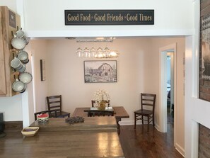 Dining - 1945 Farmhouse Cottage Near Asheville & The Biltmore Estate – Pup friendly! (Asheville)