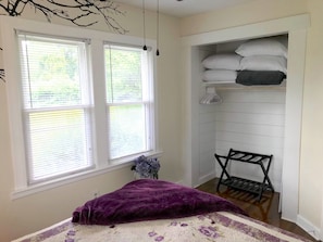 2 chambres, bureau, fer et planche à repasser, Wi-Fi gratuit