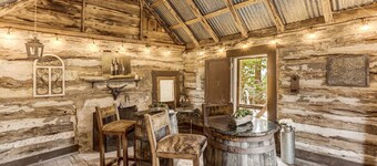 The Merlowe Breathtaking 17 Acres DRIPPING SPRINGS AND ATX CLOSE TO EVERYTHING!