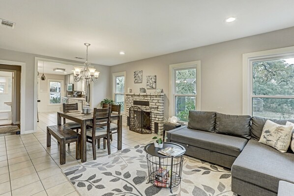 Smart TV, fireplace, books