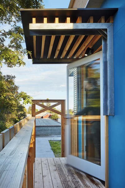 The SkyHouse- Life as Art- Sauna Available