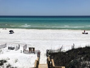 Beach nearby, sun loungers, beach towels - Uncrowded 30A Beach! HOT TUB, Heated Pool, Outdoor TV, Bikes, by Alys + Rosemary (Seacrest)