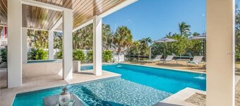 Sea La Vie Beach House - Luxurious 4BR Home W/ Pool, Spa, Dock, & Canal Access on Anna Maria Island