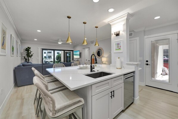 Interior - Coquina Beach 3C- Beautifully Remodeled Sanibel Condo, Steps To The Beach! (Sanibel)