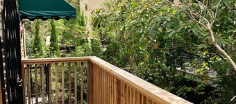 Heart of Historic Savannah - Renovated Carriage House - LOCATION