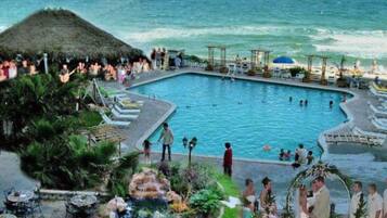Outdoor pool, a heated pool