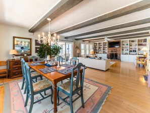 Dining - S.O.B. (Sweet Ol' Bill) | Oceanfront + Pets! (Surf City)