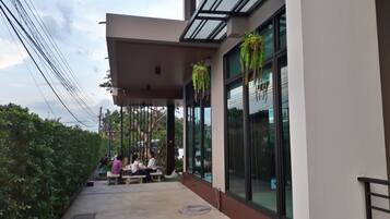 บริเวณภายนอก