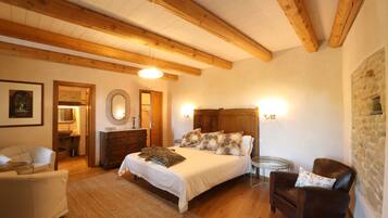 5 Schlafzimmer, Bügeleisen/Bügelbrett, WLAN, Bettwäsche