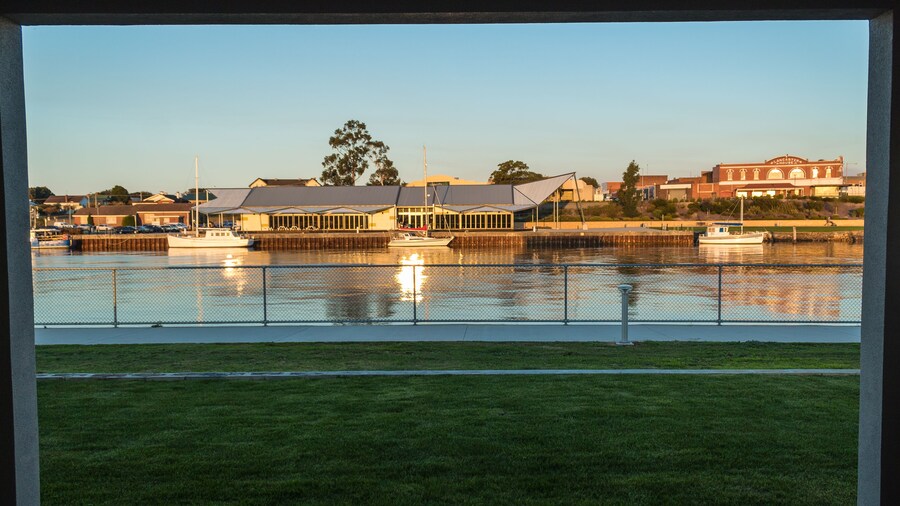 Ulverstone Waterfront Apartments