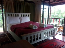 Standard-herbergi með tvíbreiðu rúmi | Myrkratjöld/-gardínur, ókeypis þráðlaus nettenging