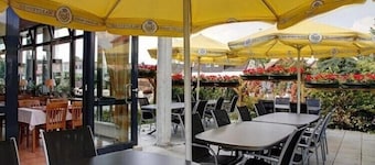 Hotel Manu