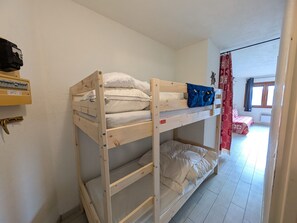 Room - Ski-in studio with washing machine for 4, pets allowed (Montgenèvre)