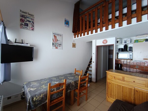 Interior - Spacious bright duplex, 6 pers, pets allowed (Montgenèvre)