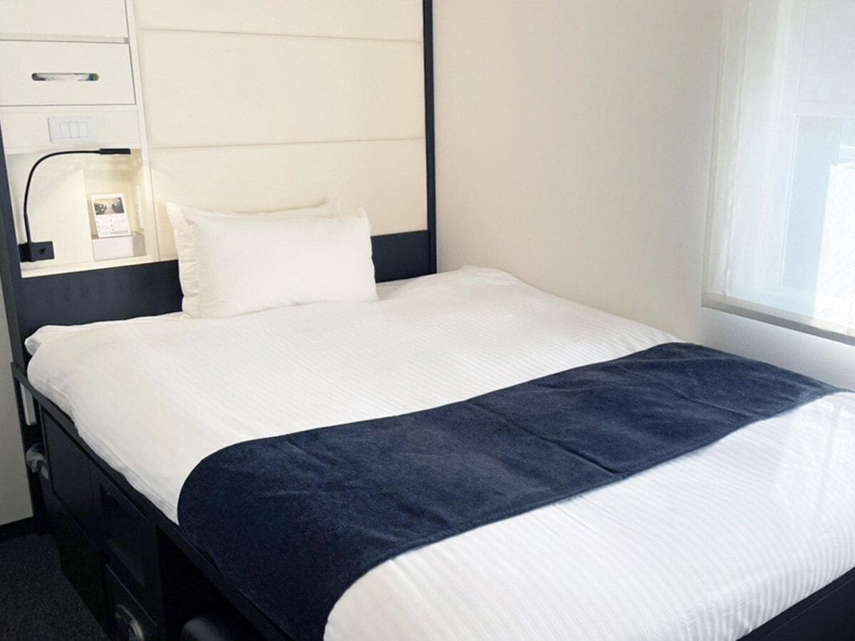 Down duvets, in-room safe, blackout curtains, iron/ironing board