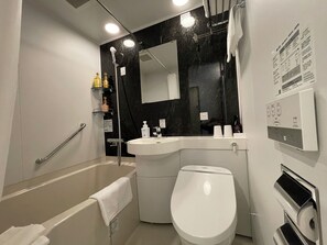 Superior Twin Room, Non Smoking | Bathroom | Combined shower/tub, hair dryer, slippers, electronic bidet - HOTEL SUI KANDA byABEST (Tokyo)