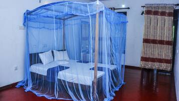 Deluxe Room, 1 Double Bed, Smoking