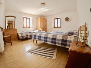 家庭客房, 多張床 | 床單