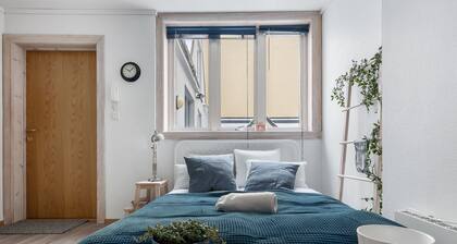 Mi Casa Tu Casa - SG