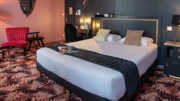 Superior tweepersoonskamer | Luxe beddengoed, individueel gedecoreerd, individueel gemeubileerd