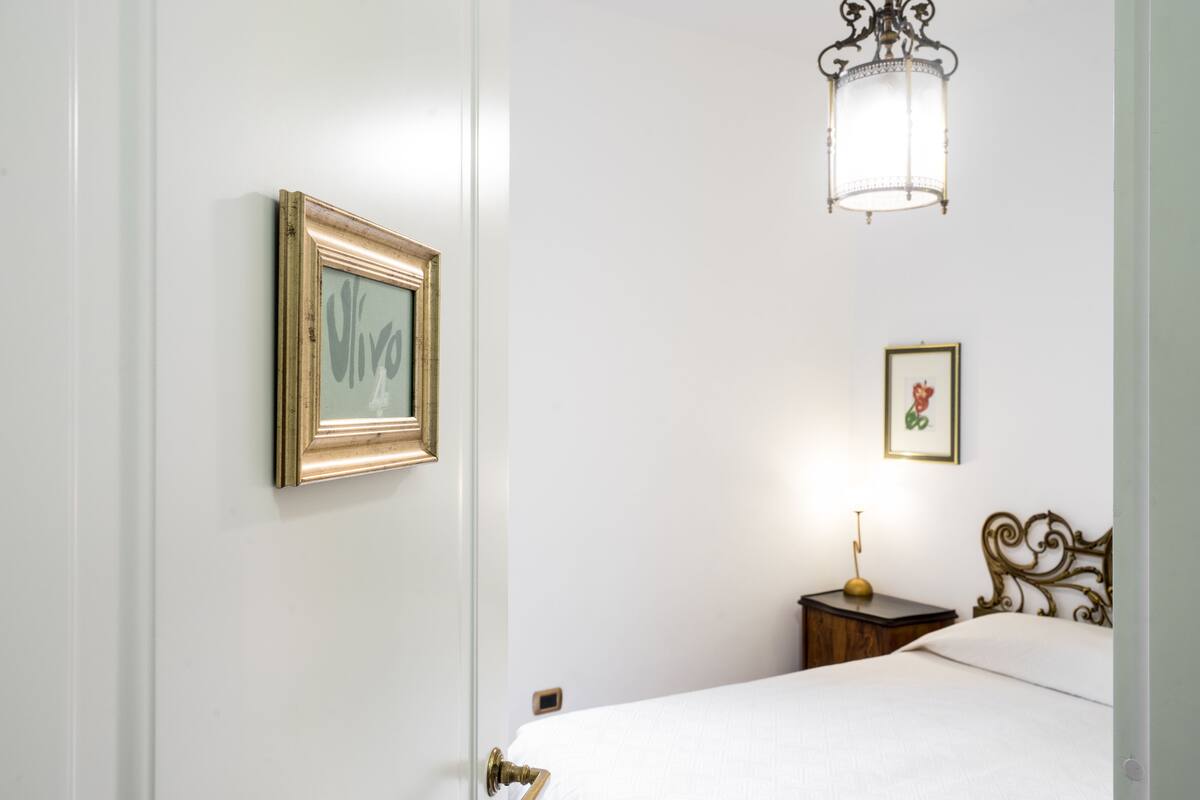 Blackout drapes, WiFi (free), individually decorated