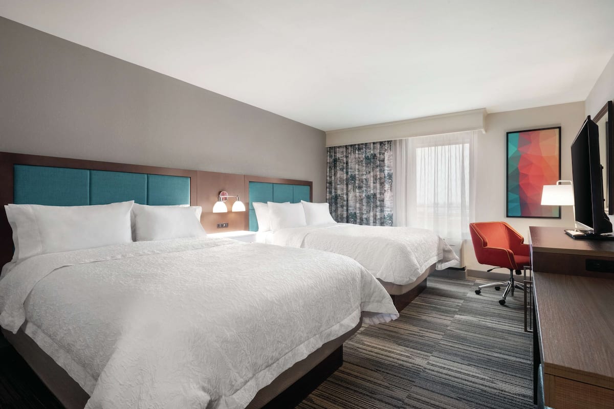 In-room safe, free WiFi, bed sheets