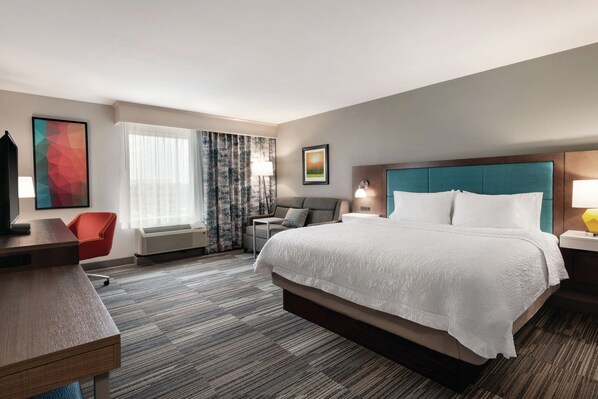 In-room safe, free WiFi, bed sheets