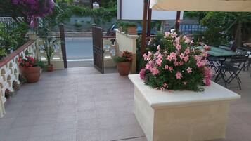 Enceinte de lâhĂ©bergement