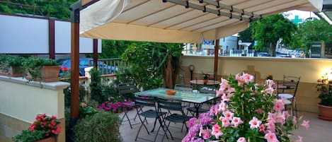 Terrasse/gårdhave