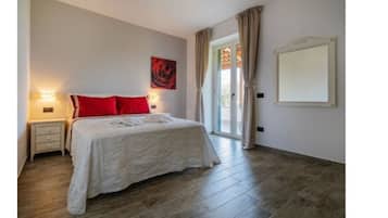 Panoramic Suite, 1 King Bed, Sea View | Premium bedding, minibar, in-room safe, desk