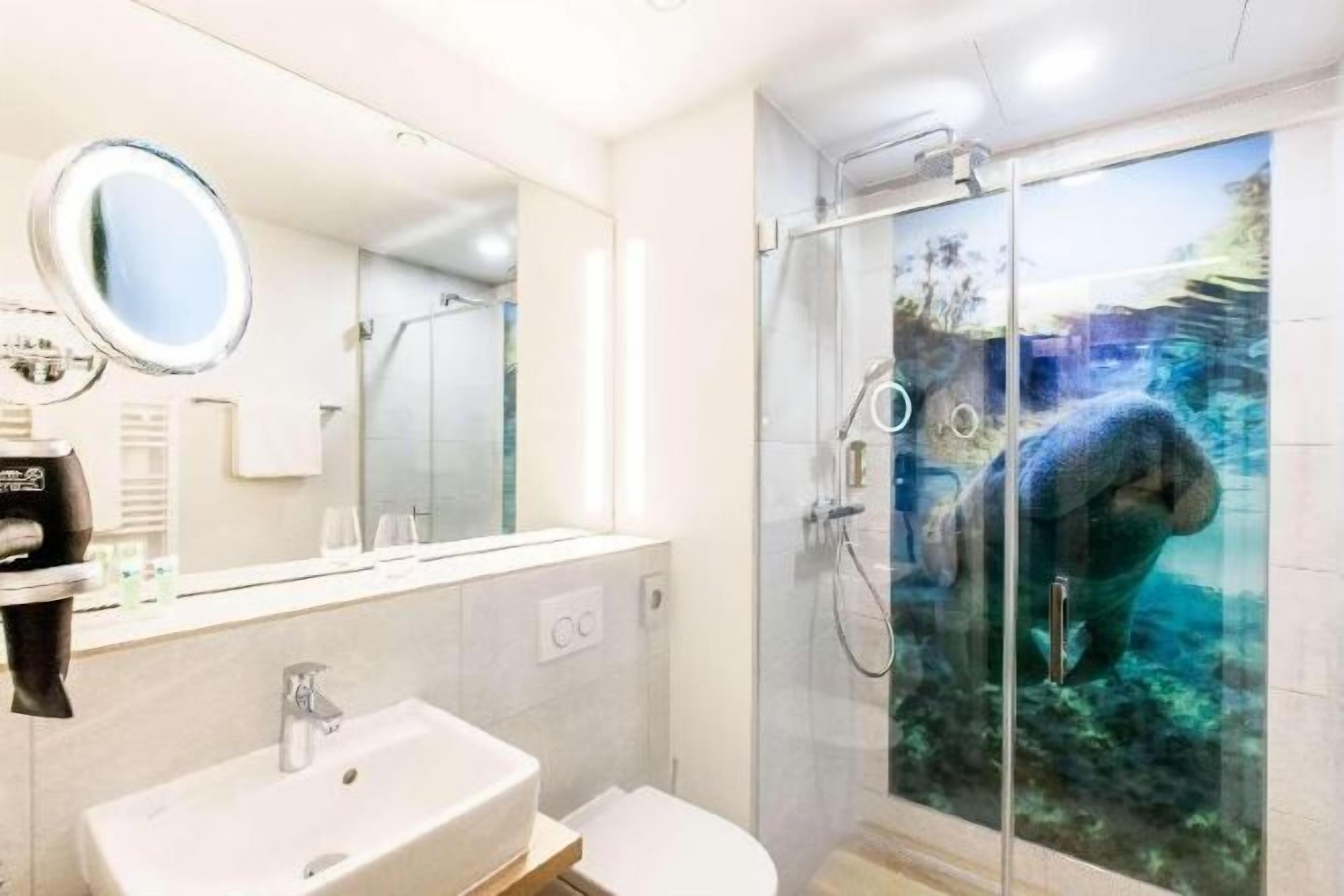 Bathroom | Shower, hair dryer, towels